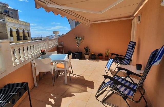 trc1, espectacular casa de pueblo en travesía colón