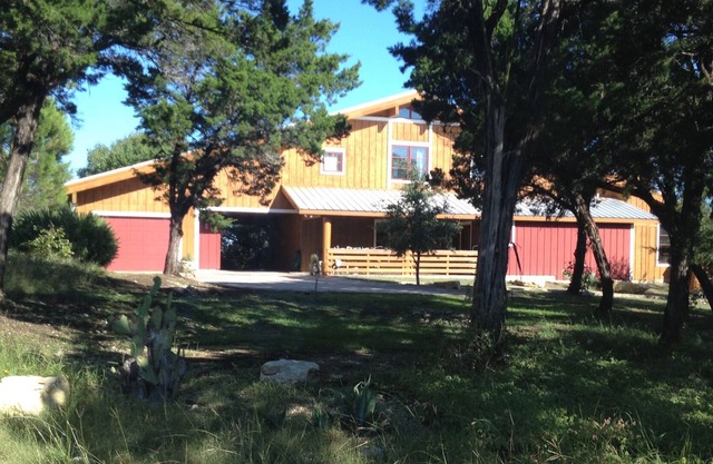 Treetop Ridge / Moderne Log Cabin