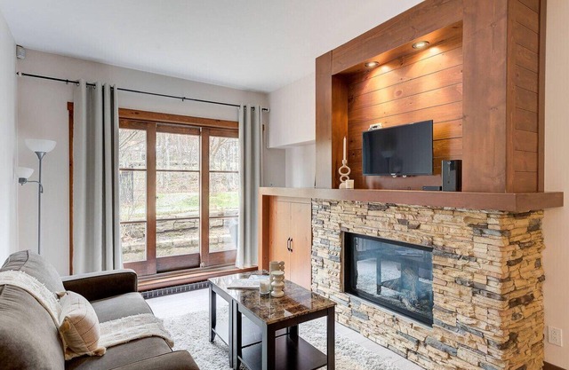 Tremblant Alpine Haven | Ski-In/Out | Pool & Spa