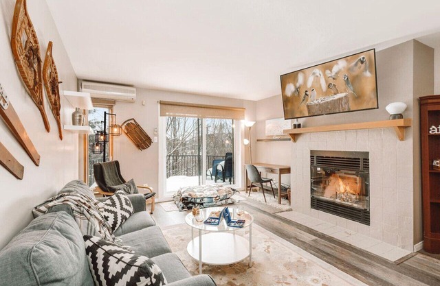Tremblant Rocher Soleil Ski In Ski Out 2 Bedroom