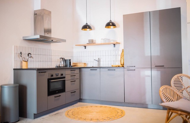 Tremendous 2 Bed Serviced Apartment 79m2 -LH22-