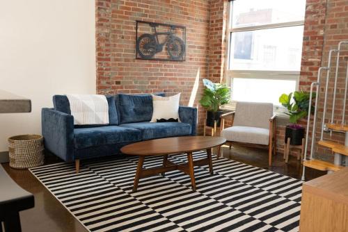 Trendy 1 Br Loft Apt Downtown With Exposed Brick