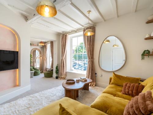 Trendy 2-bed escape in prime central location Pass the Keys