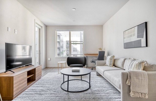 Trendy Milpitas 2BR w/ Pool, Gym & Lounge, walk to BART, by Blueground