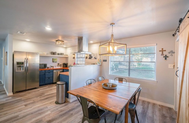 Trendy Pet-friendly House w/ Patio near Lake LBJ