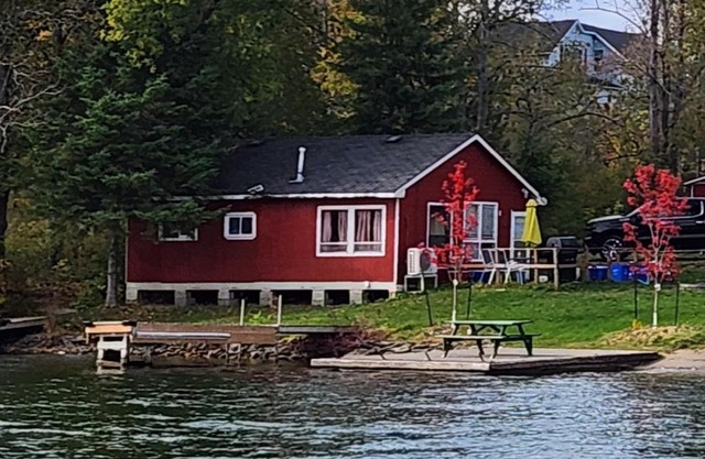 Trent River Cottages