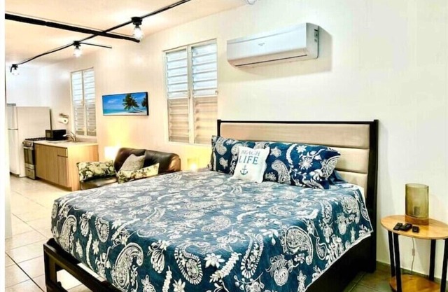 Tres Hermanos Beach House - Unit 2 Studio