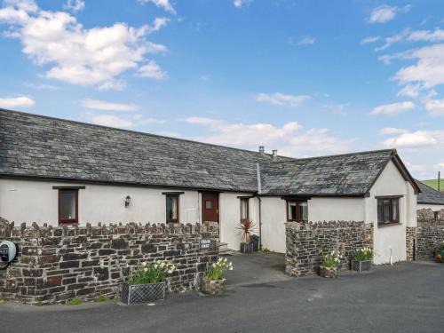 Trewin Court - Uk11878
