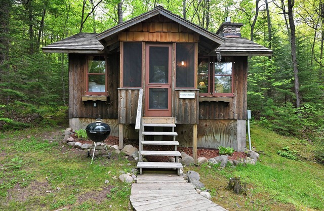Tri-Lakes Hideaway on Lake Wilipyro