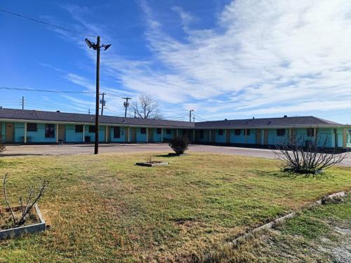 Triangle Motel by OYO Mexia Texas