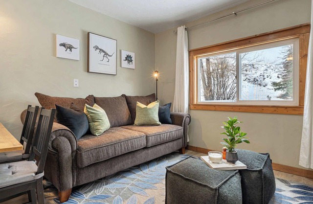Triceratops Landing | Cozy & Family-Friendly Home!
