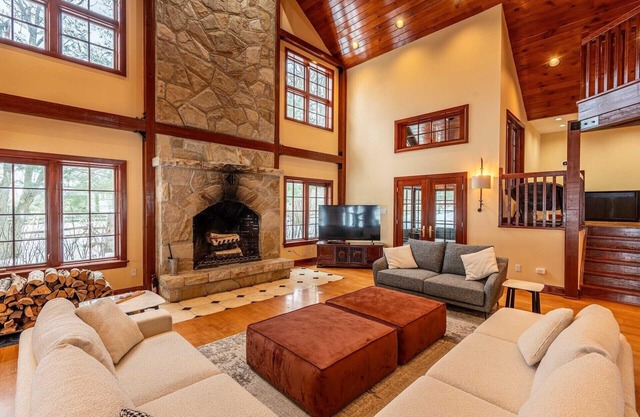 Trillium Acres Resort - 500 Acres Private Estate