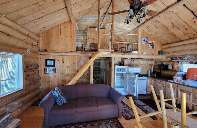 Trimble Lake Cabin..