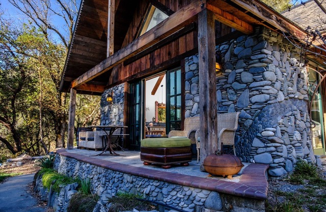 Trinity Riverstone Pool House, pet friendly