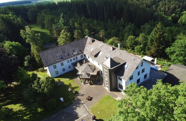 Dreibettzimmer Dusche/WC, TV - Landhotel Karrenberg