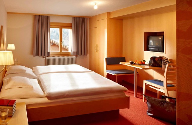 Dreibettzimmer mit Halbpension - Hotel Wirtshaus Taube