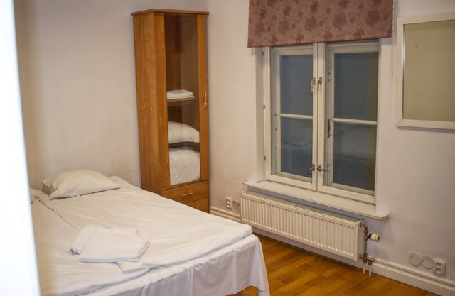 Triple room with shared facilities - Old Town