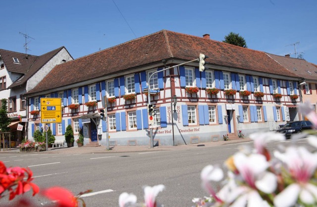 Dreibettzimmer mit WC und Dusche - Hotel Deutscher Hof
