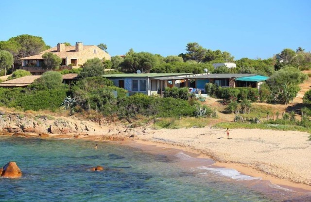 Tritone by Interhome