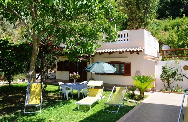Tropea great sea view villa, air conditioned one bedroom
