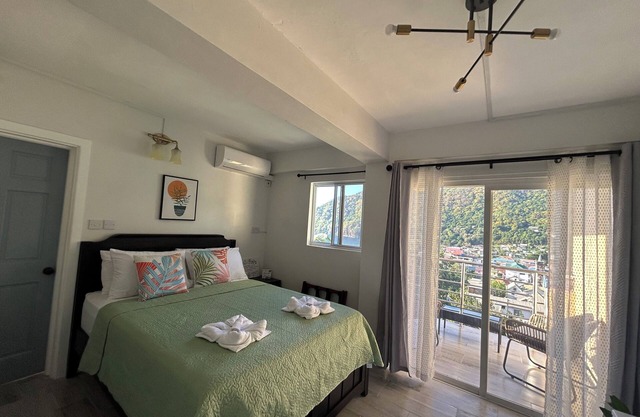 Charming 1-bedroom apartment with AC, WiFi in delightful Soufriere