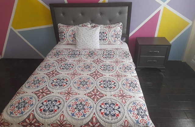 Tropical Suites- 2 bedroom Apartment