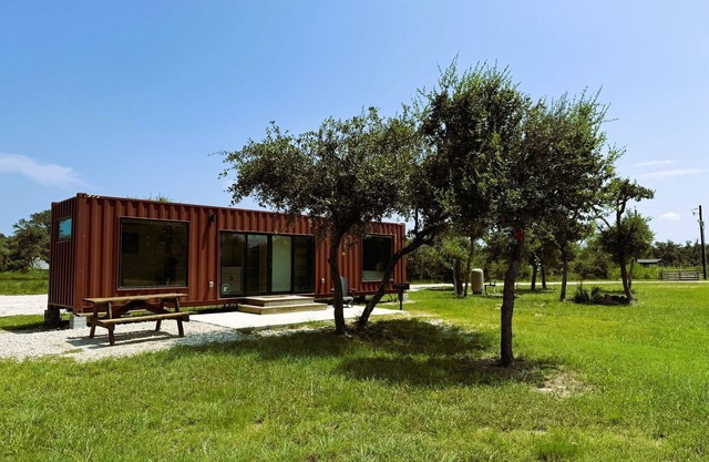 Trout Container Home - Fish Camp Rockport