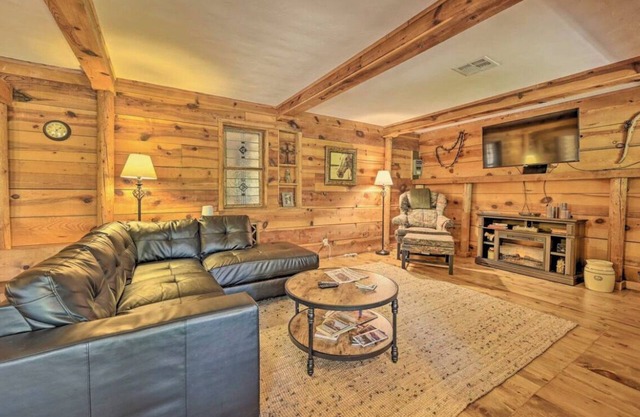 BLOCKHAUS - Munds Park, 2 Bd 2 Ba