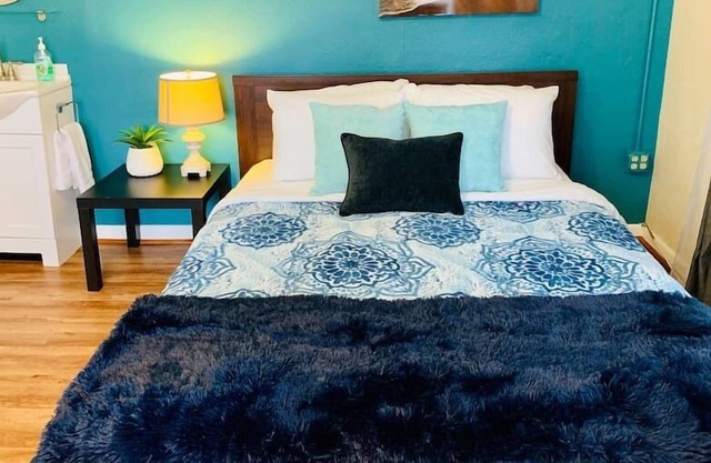 True blue suite @ downtown San Diego!