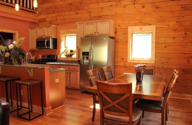 True Log Cabin Living At Bristol Mountain - Cabin Culture UNIT C