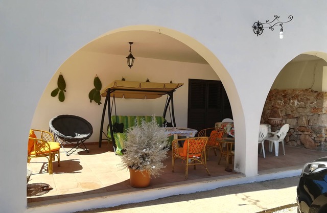 TRULLO ALESSANDRO und VILLA RAFFAELA (Meeresreservat Torre Guaceto) 12p, 4 Badezimmer