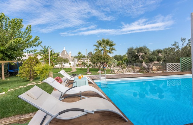 Trullo mit PRIVATEM POOL, Nähe zum Meer, Kinderspielplatz