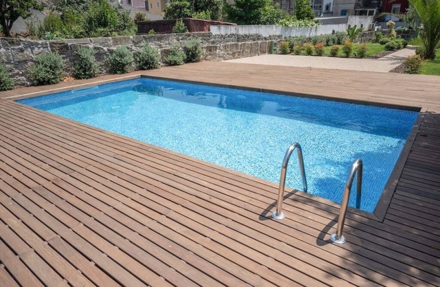 TRULY PORTO - Beautiful apartment with balcony, pool and garden view located in downtown Porto