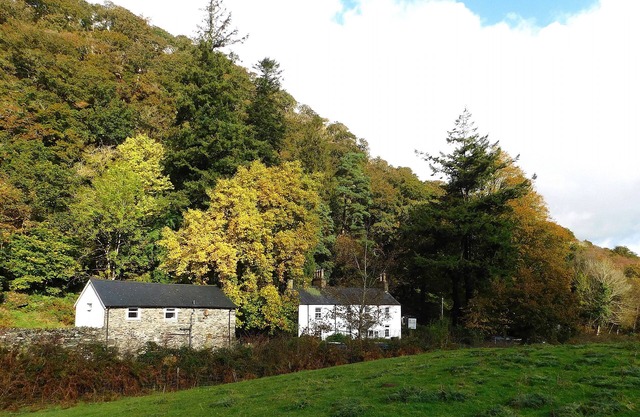 Tryfan Cottage - 2.8 miles from Summit of Mt Snowdon