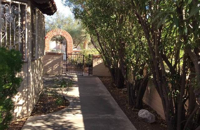 Tucson, AZ Fairfield Foothills Ridge Townhome Views City/Mountains Pool heated