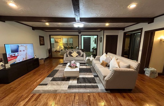 Tulsa’s Best Stay – 5BR Fully Remodeled Gem!