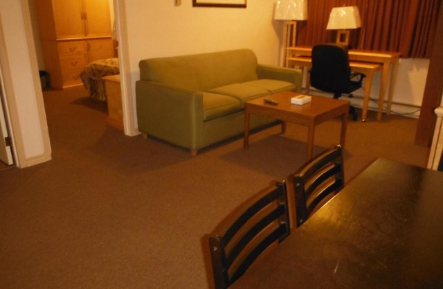 Tumbler Ridge Inn