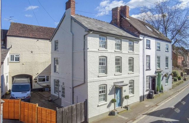 Turford House, Luxury Georgian Home in Ludlow Medieval Town
