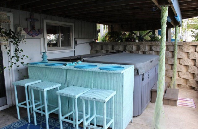 Turtle Cove Lakefront APT. (10 Minuten von MIS, 40 Minuten von Ann Arbor)