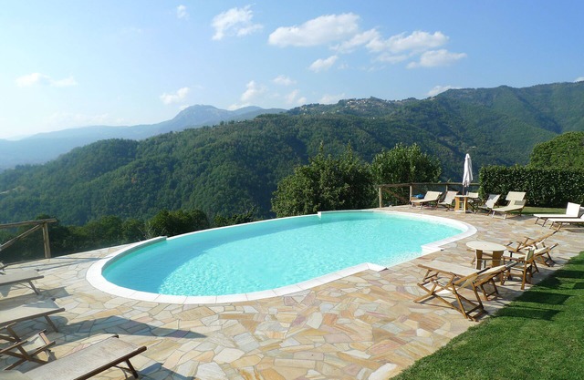 Toskanisches Ferienhaus mit Infinity-Pool, Pizzaofen, Mountainbikes