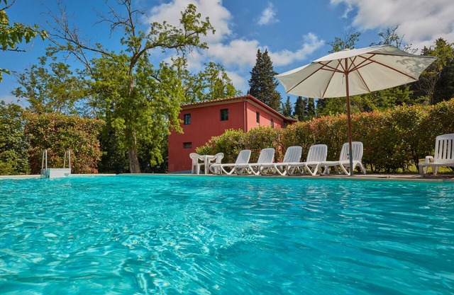 TUSCAN HILLS - Tenuta di Ghizzano - Private Villa ProsperoCamino 8 Personen