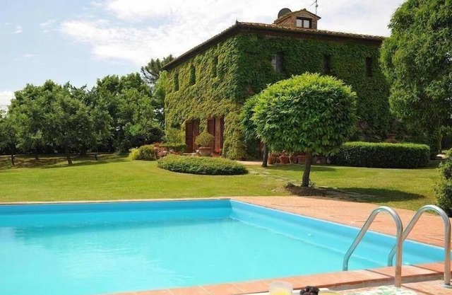 Toskanischen Stil Familienfreundliche Villa mit großem Pool.