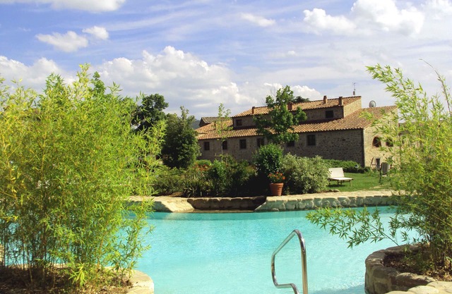 Schwimmbad geoffnet! residenz nur 3 km von Cortona entfernt mit Privatparkplatz