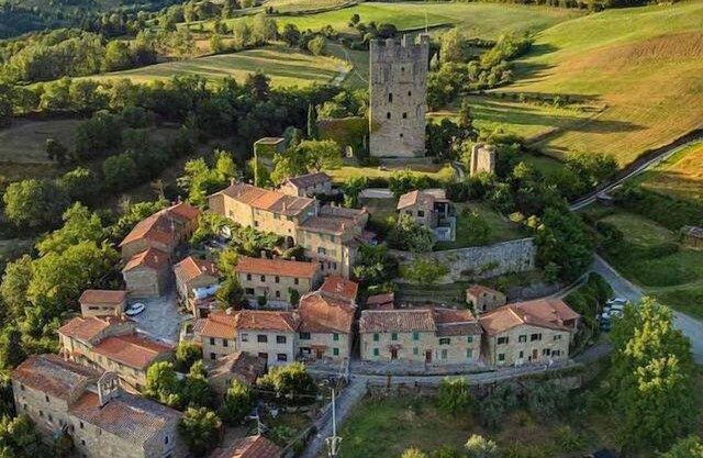 Tuscany castle Summar