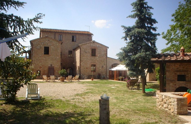 TUSCANY COUNTRY HOTEL SUITES oasis tranquilitybetween SIENA / FLORENCE