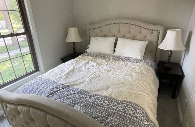 Tuscarora Retreat- Office Space and Pet Friendly