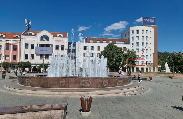 Tuzla Trg - Tuzla Square