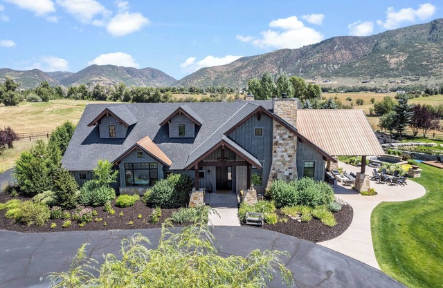 20 Minuten nach Park City. Genießen Sie Ihre eigene private Ranch mit privatem Forellenteich
