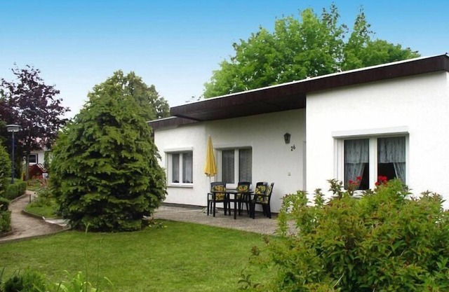 Doppelbungalow am Schwarzen See, Schwarz