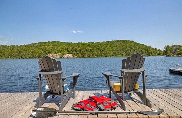 Twin Lake Retreat - Hot Tub & Private Beach
